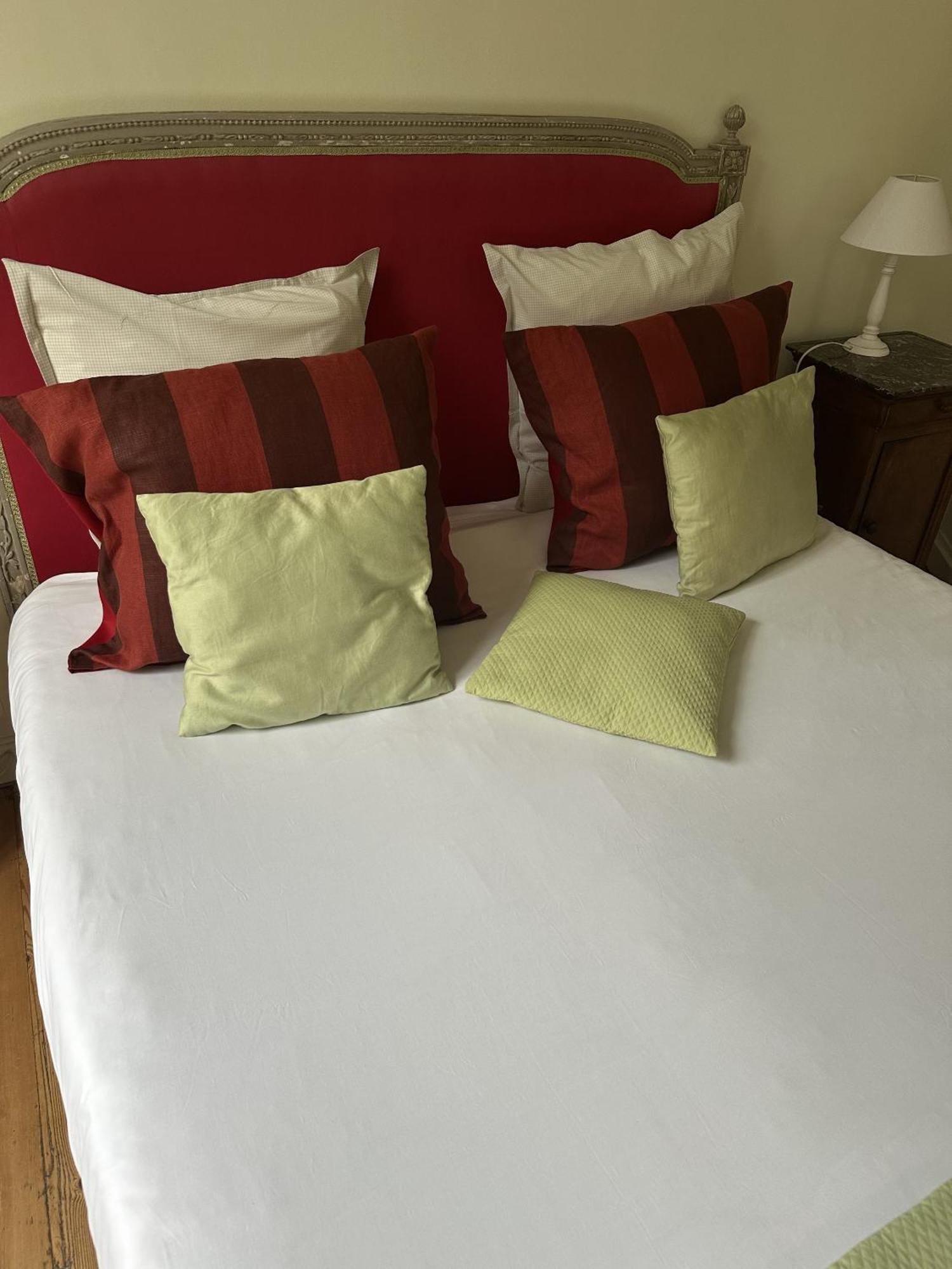 Chambres D'Hotes Du Bas Manoir ブレトヴィル・シュル・オドン 部屋 写真